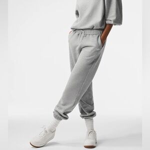 Alo yoga grey sweatpants